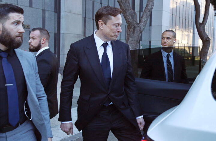 epa10427389 Tesla CEO Elon Musk leaves the Phillip Burton Federal Building and U.S. Courthouse for the fourth day of the trial of Tesla shareholders lawsuit against Musk in San Francisco, California, USA, 24 January 2023. Tesla shareholders against CEO Elon Musk are taking him to court after he tweeted in 2018 that he could take Tesla private at 240 US dollars a share, a statement that caused volatility in the electric car company's stock price.  EPA/GEORGE NIKITIN